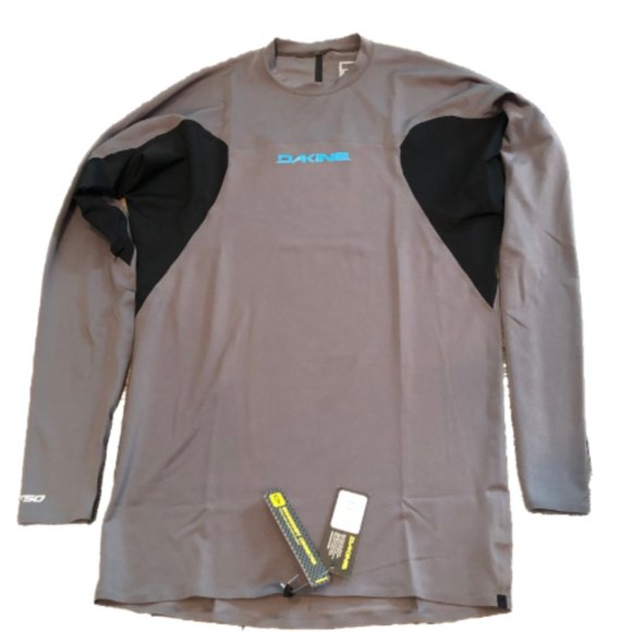NWT DaKine Snug Fit Long Sleeve Rash Guard Shirt - Picture 1 of 3